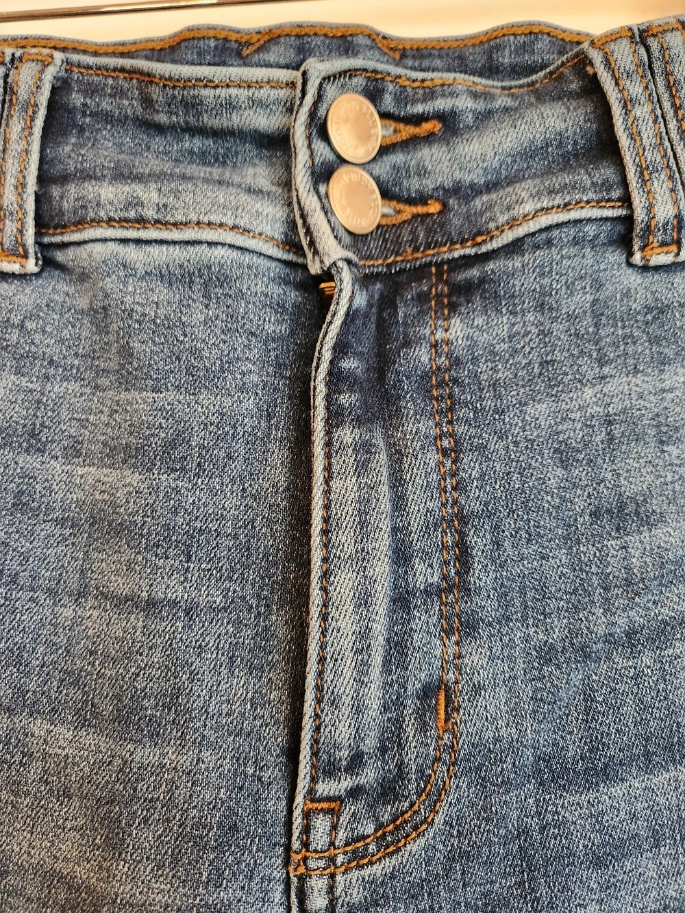 Judy Blue High Waist Double Button Wide Leg Jean Size 7/28 #JB82558MD-CO Stretch